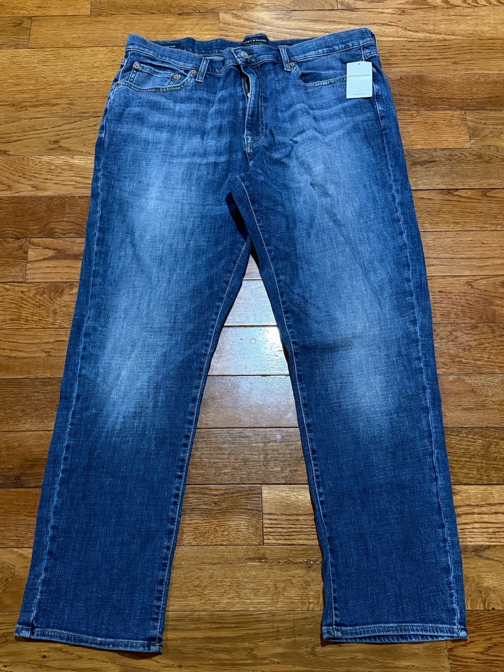 Lucky Brand 410 Athletic Slim jeans
